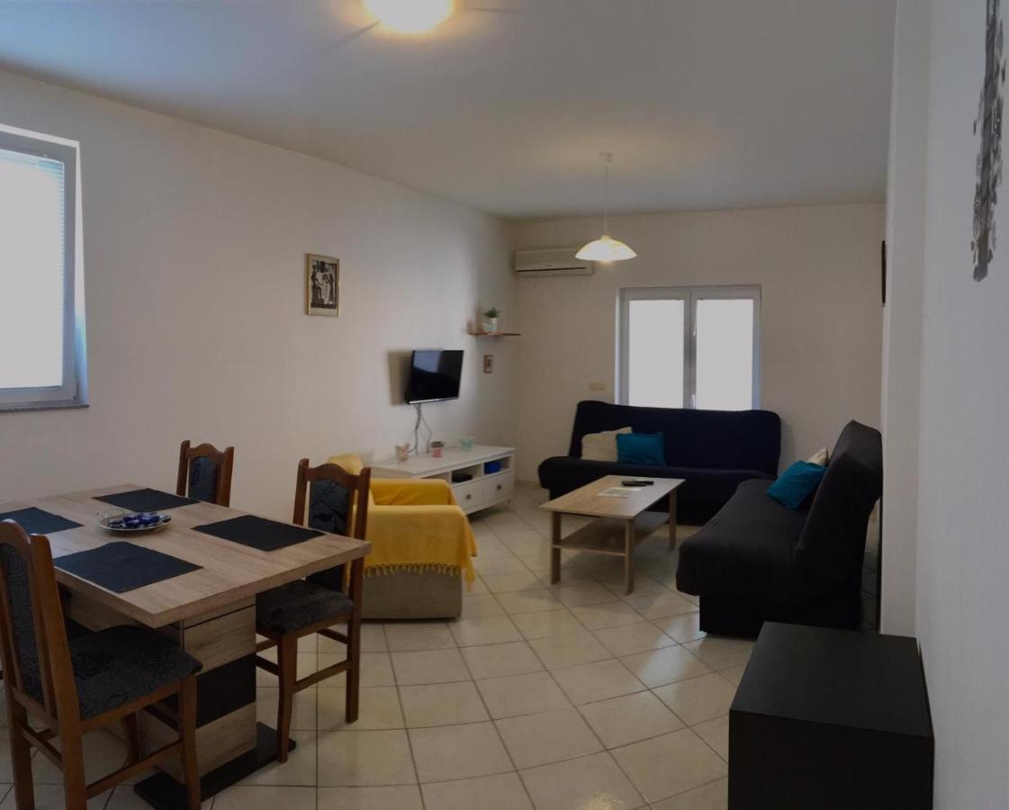 Apartment Mia Turudic Dramalj Exteriör bild